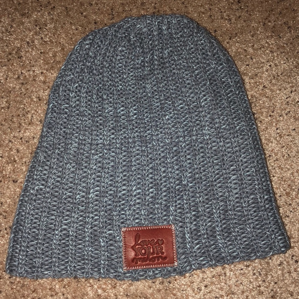 Love your melon hat • 🌸